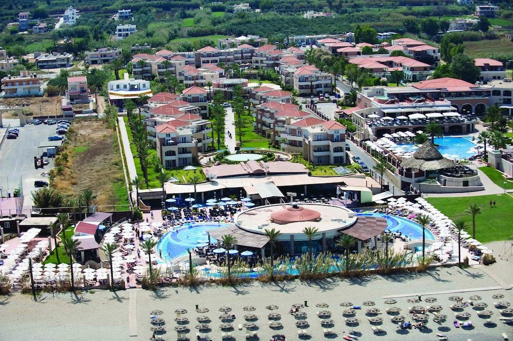 Caldera Beach Gerani  エクステリア 写真